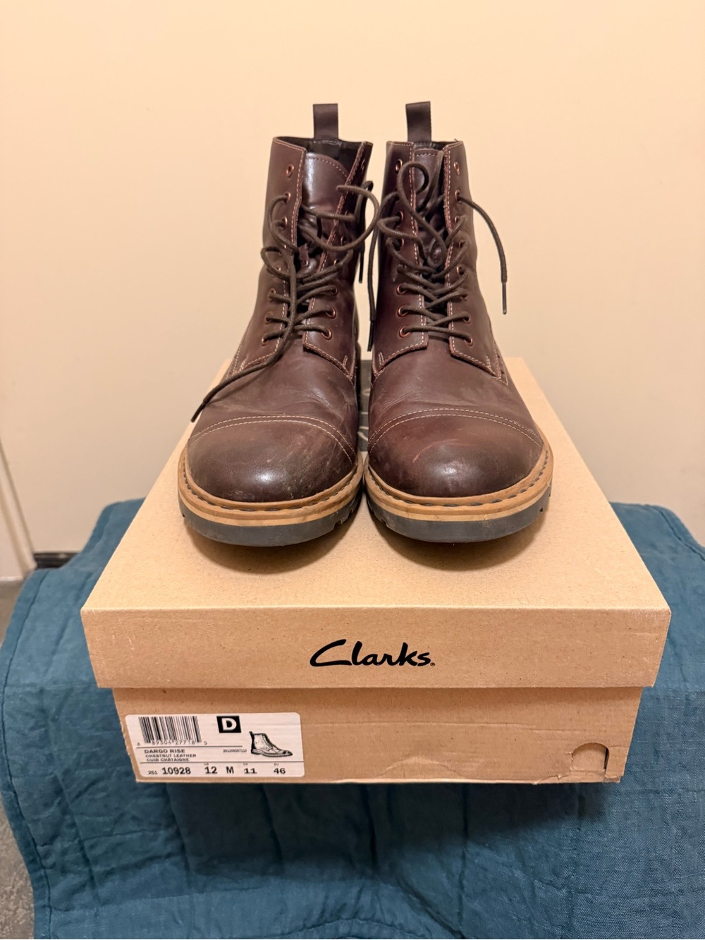 Clarks Men's Dark Brown Leather Chukka Lace-Up Boots